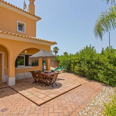 Villas Norca A, B ,c